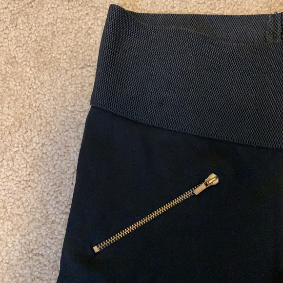 Pants - Picture 3 of 12